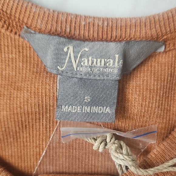 Natural Reflections Burnt Orange Henley Tank - Picture 2 of 2